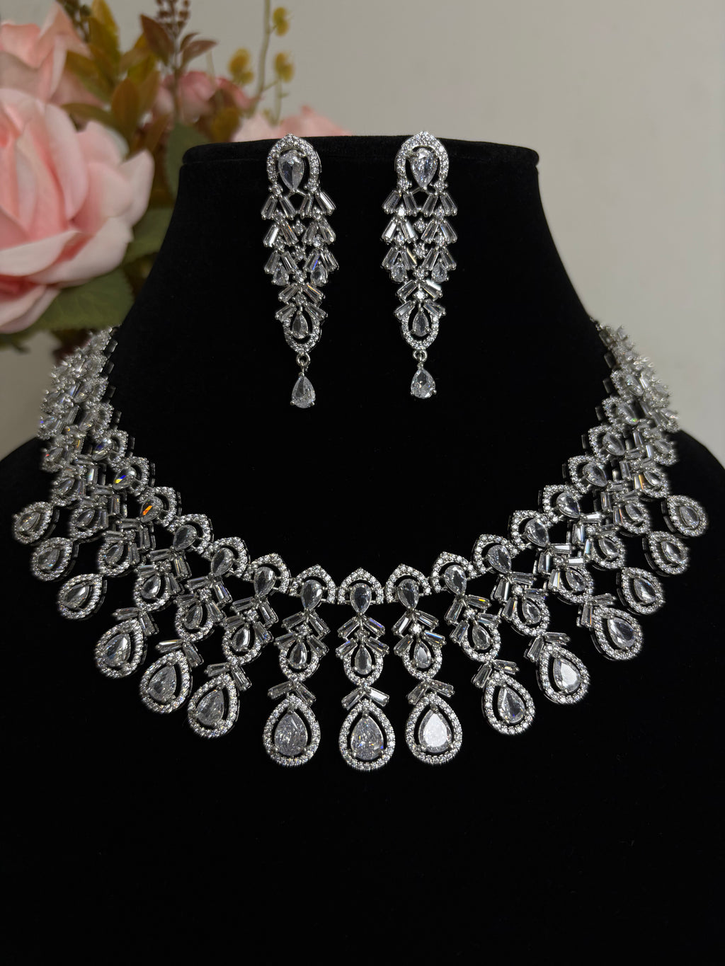 American Diamond Necklace Set- YJ110033