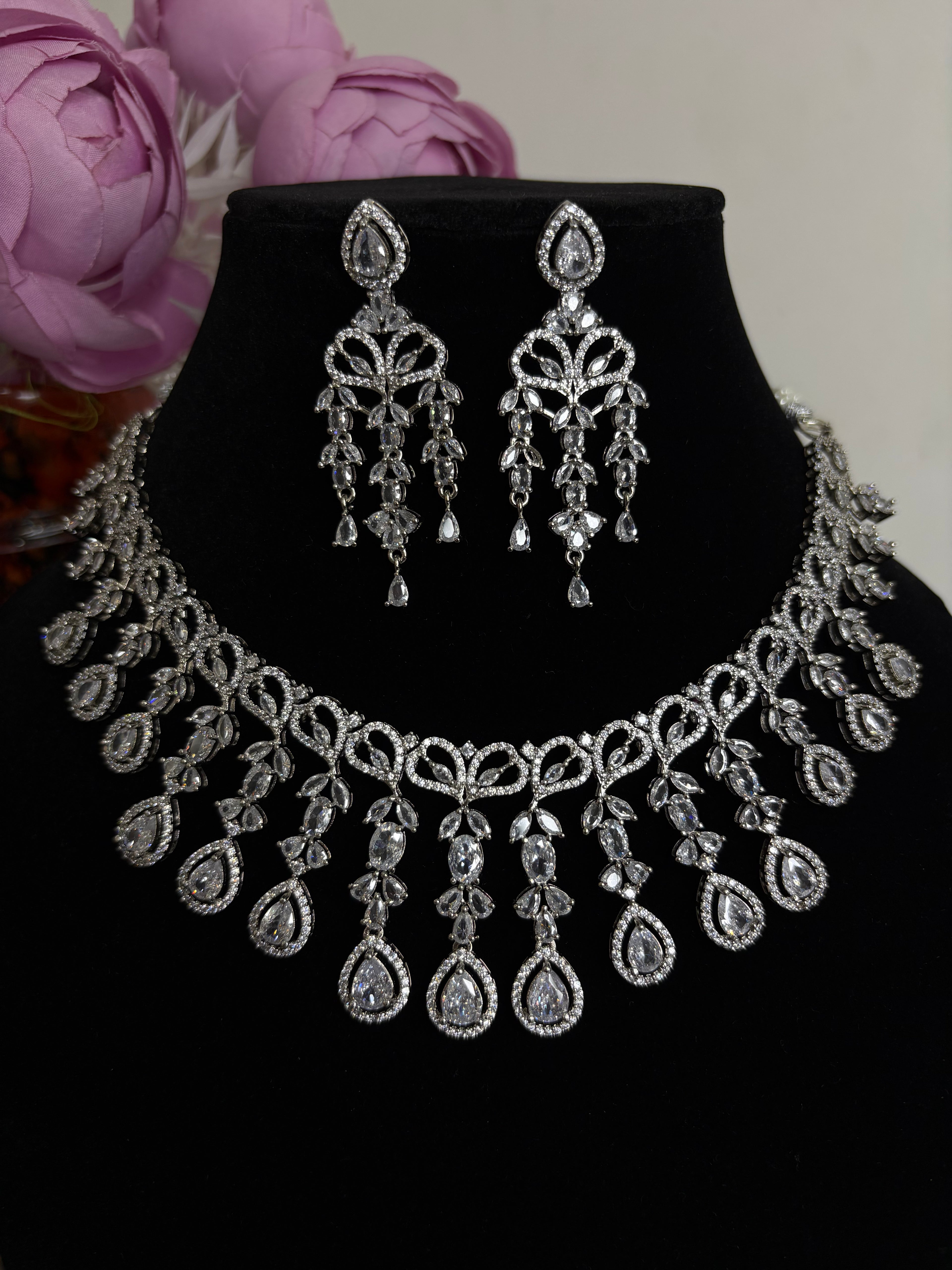 American Diamond Necklace Set- YJ110023