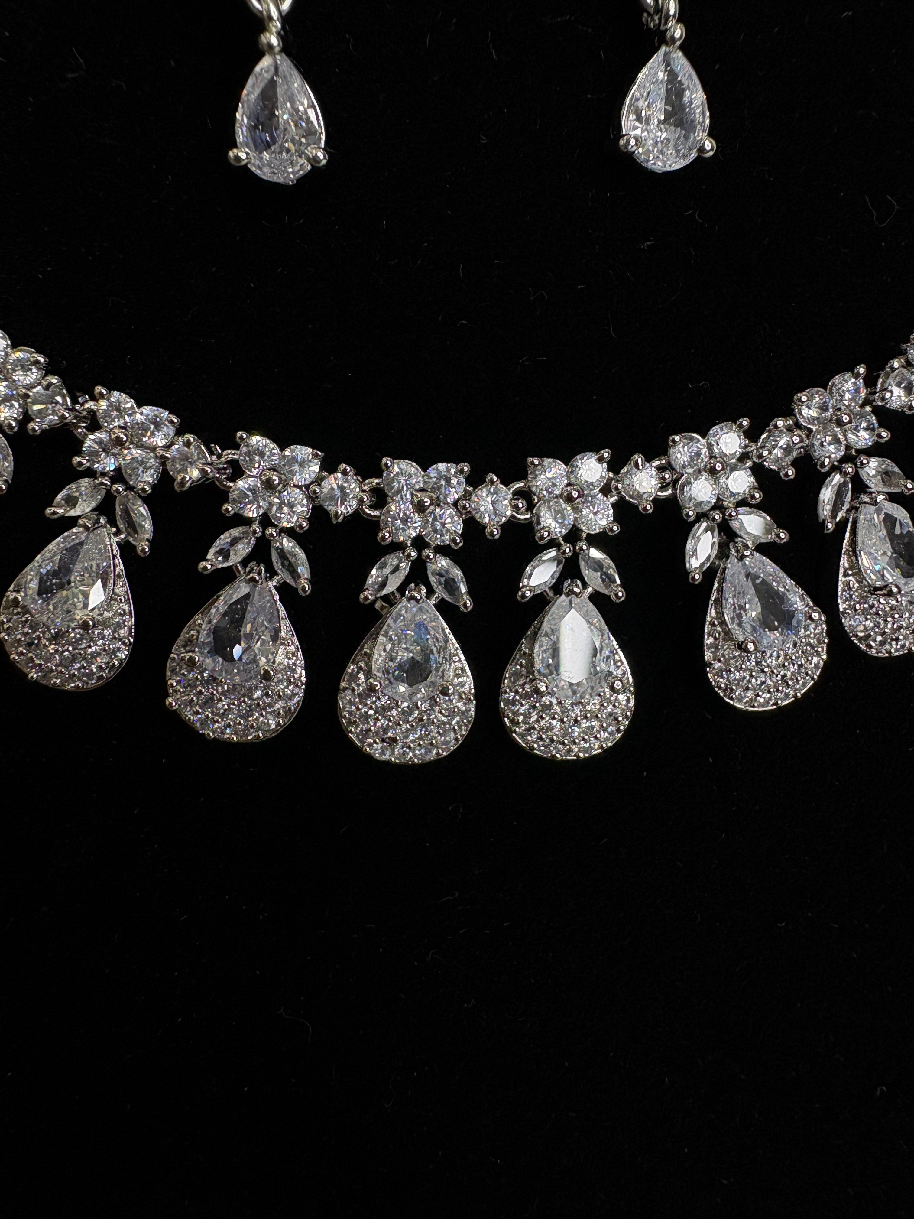 American Diamond Necklace Set- YJ110036