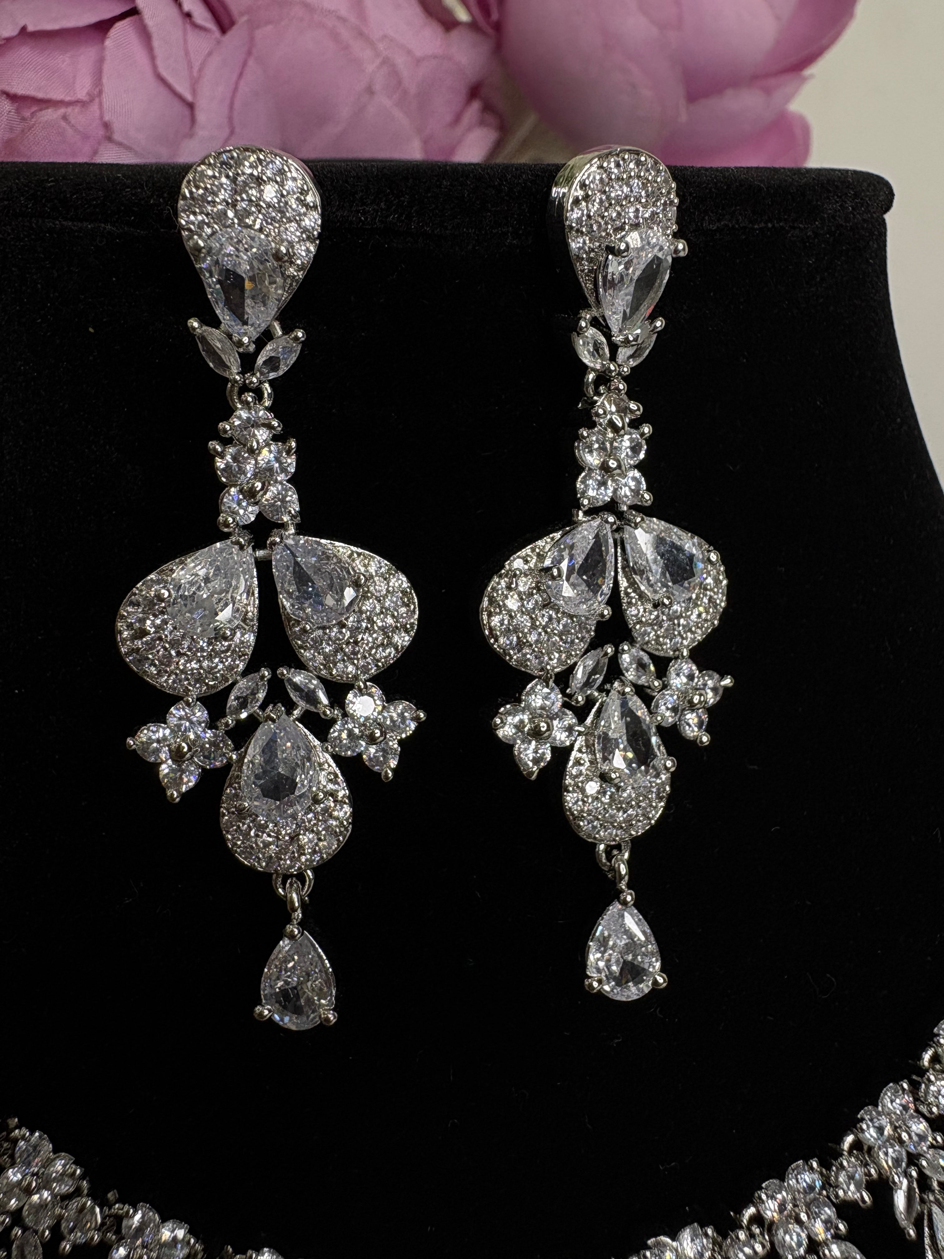 American Diamond Necklace Set- YJ110036