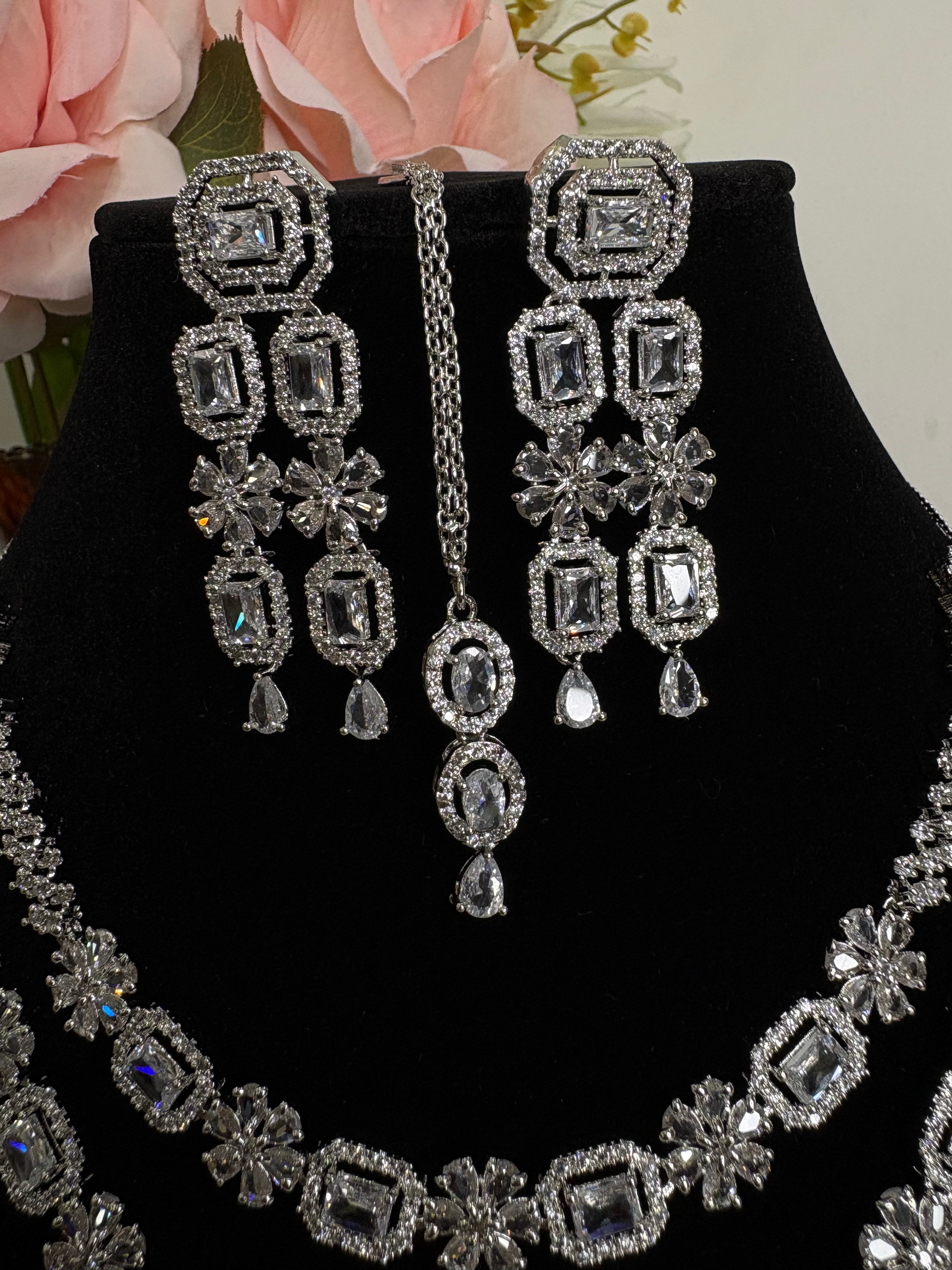 American Diamond Necklace Set- YJ110026