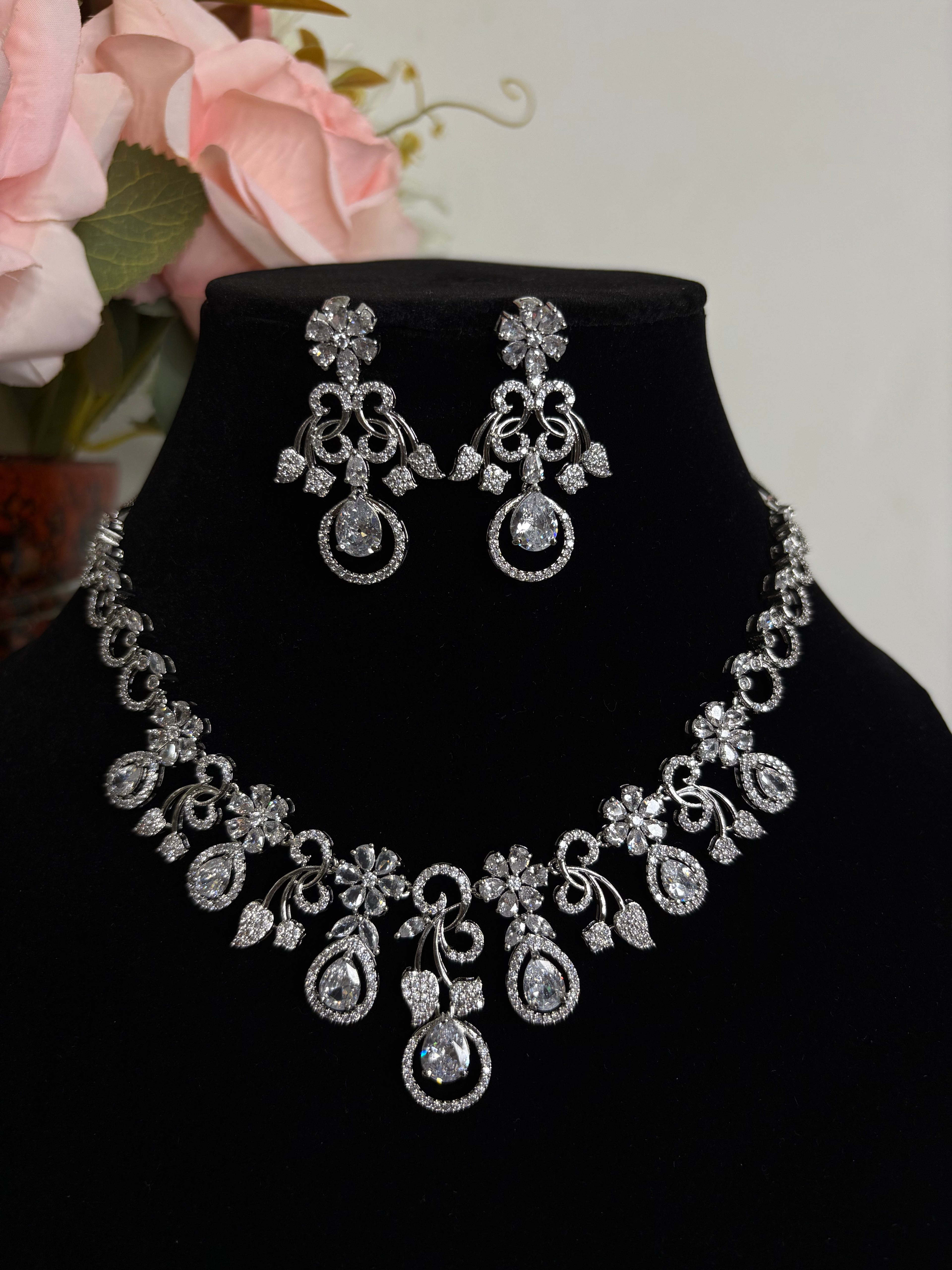 American Diamond Necklace Set- YJ110009