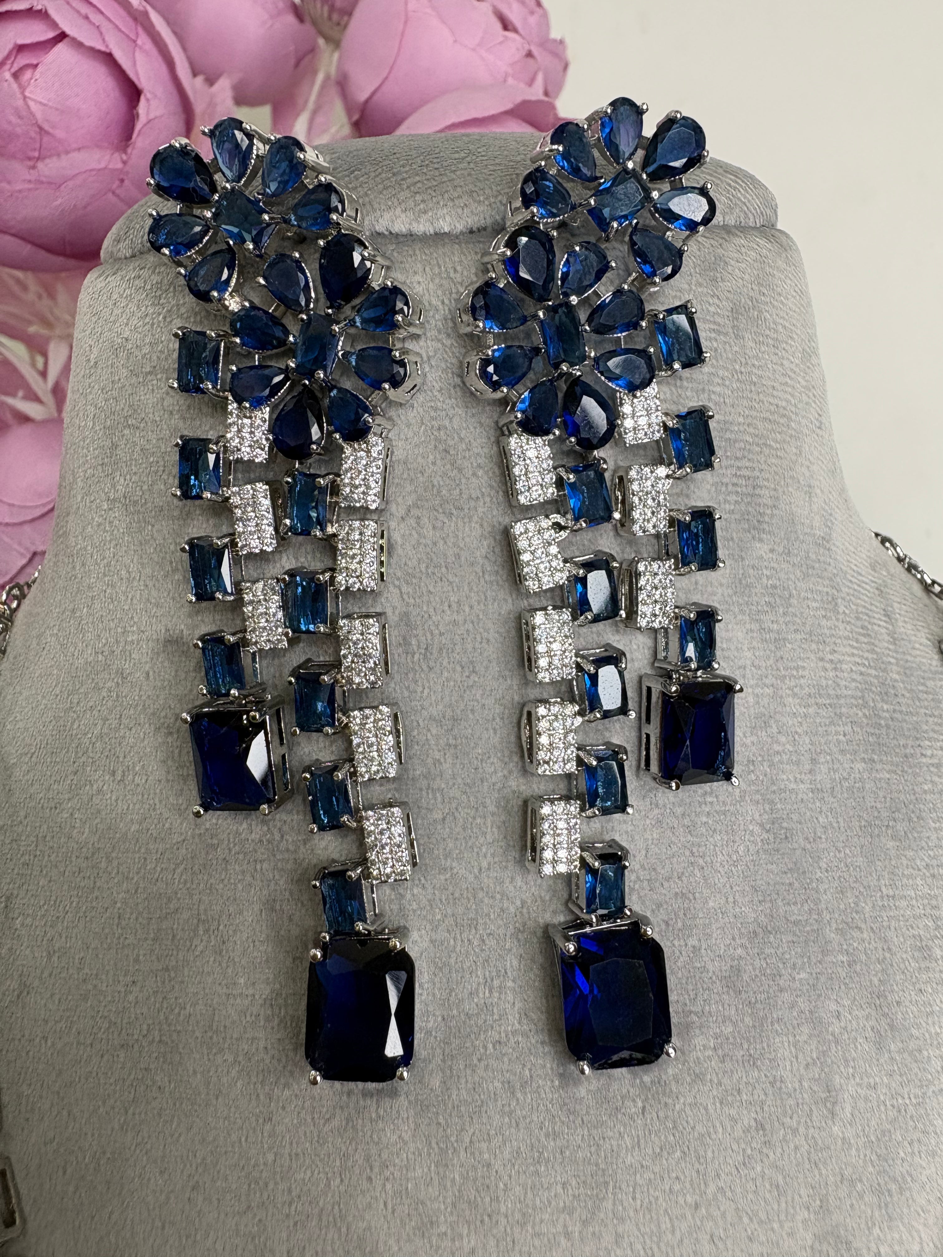 American Diamond Necklace Set- YJ110018