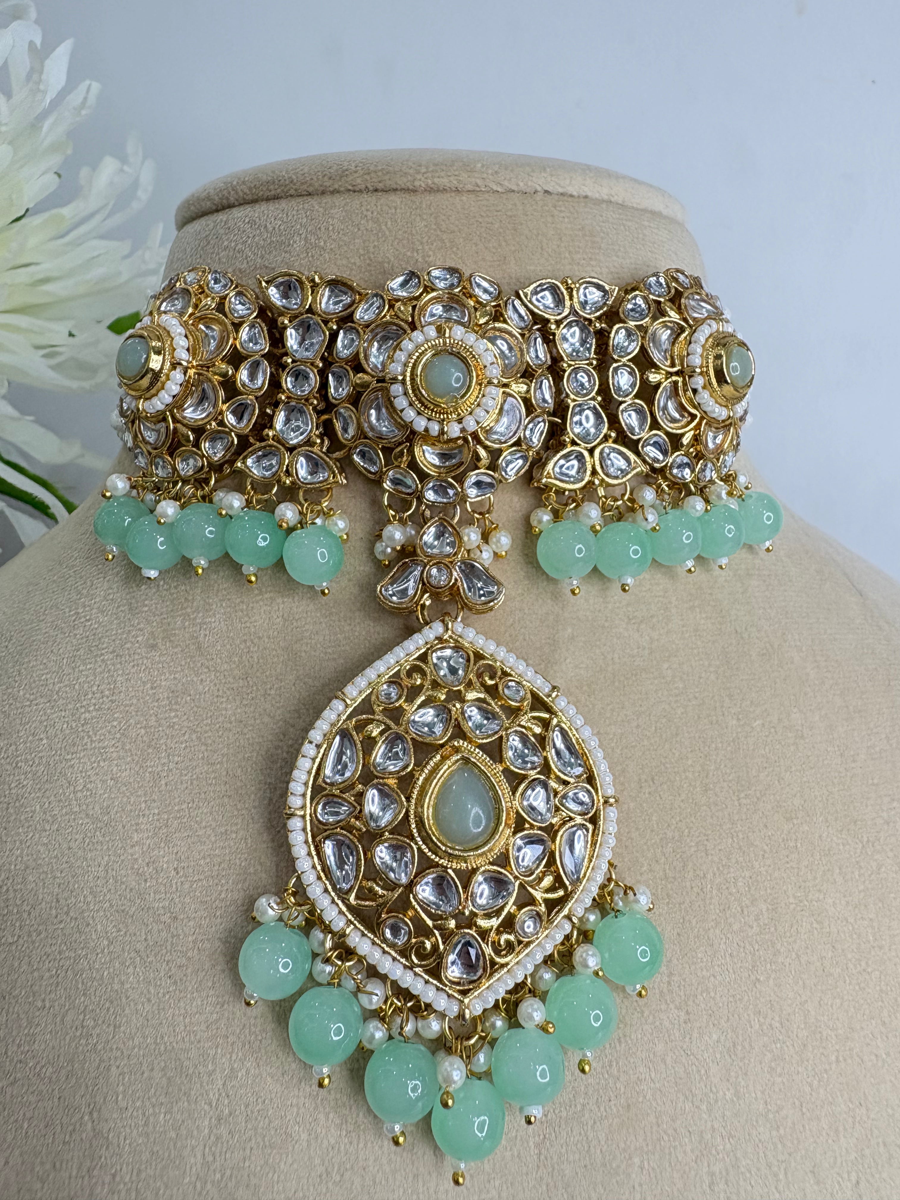 Kundan Necklace Set- YJ310009