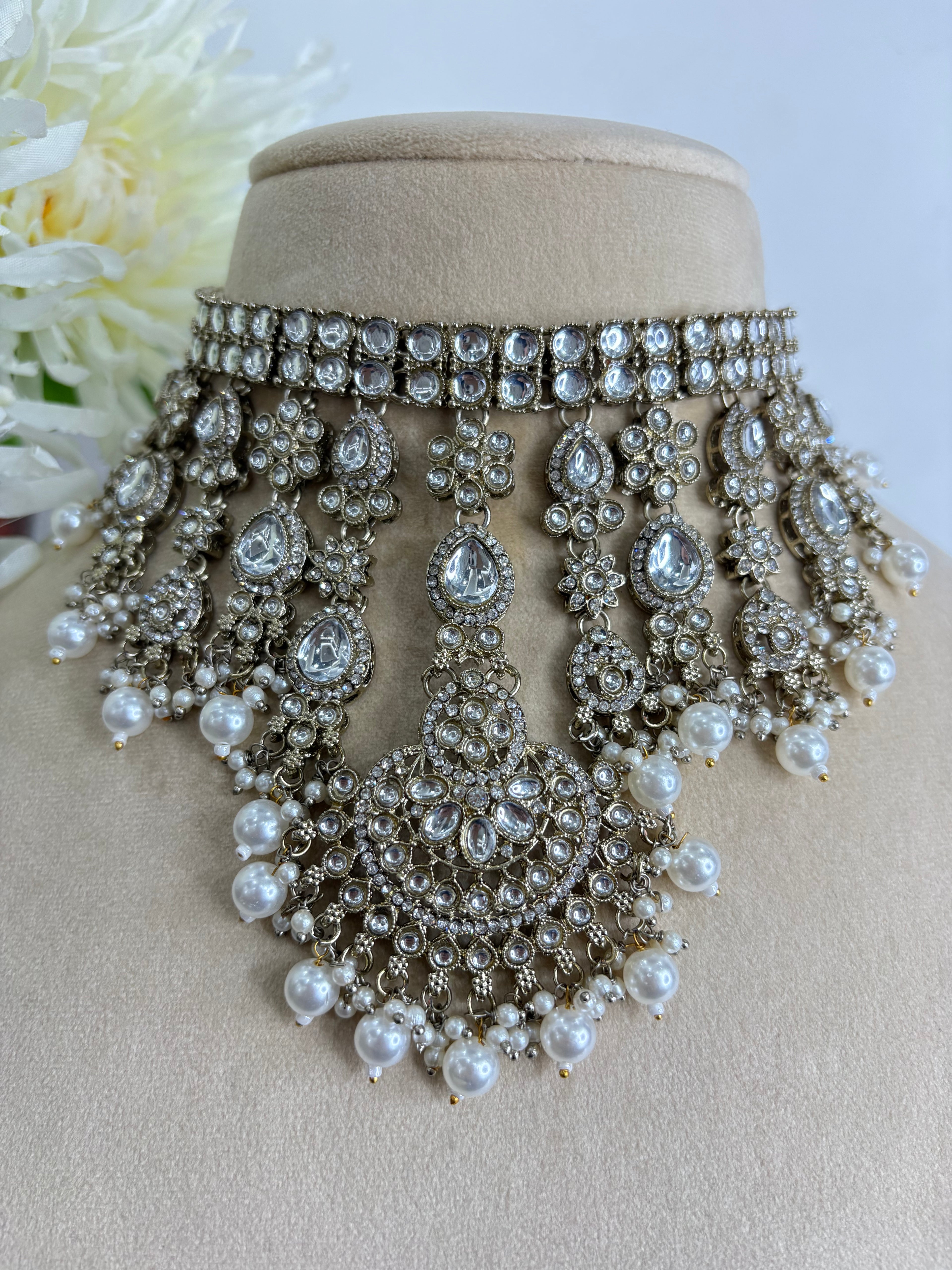 Kundan Necklace Set- YJ310008