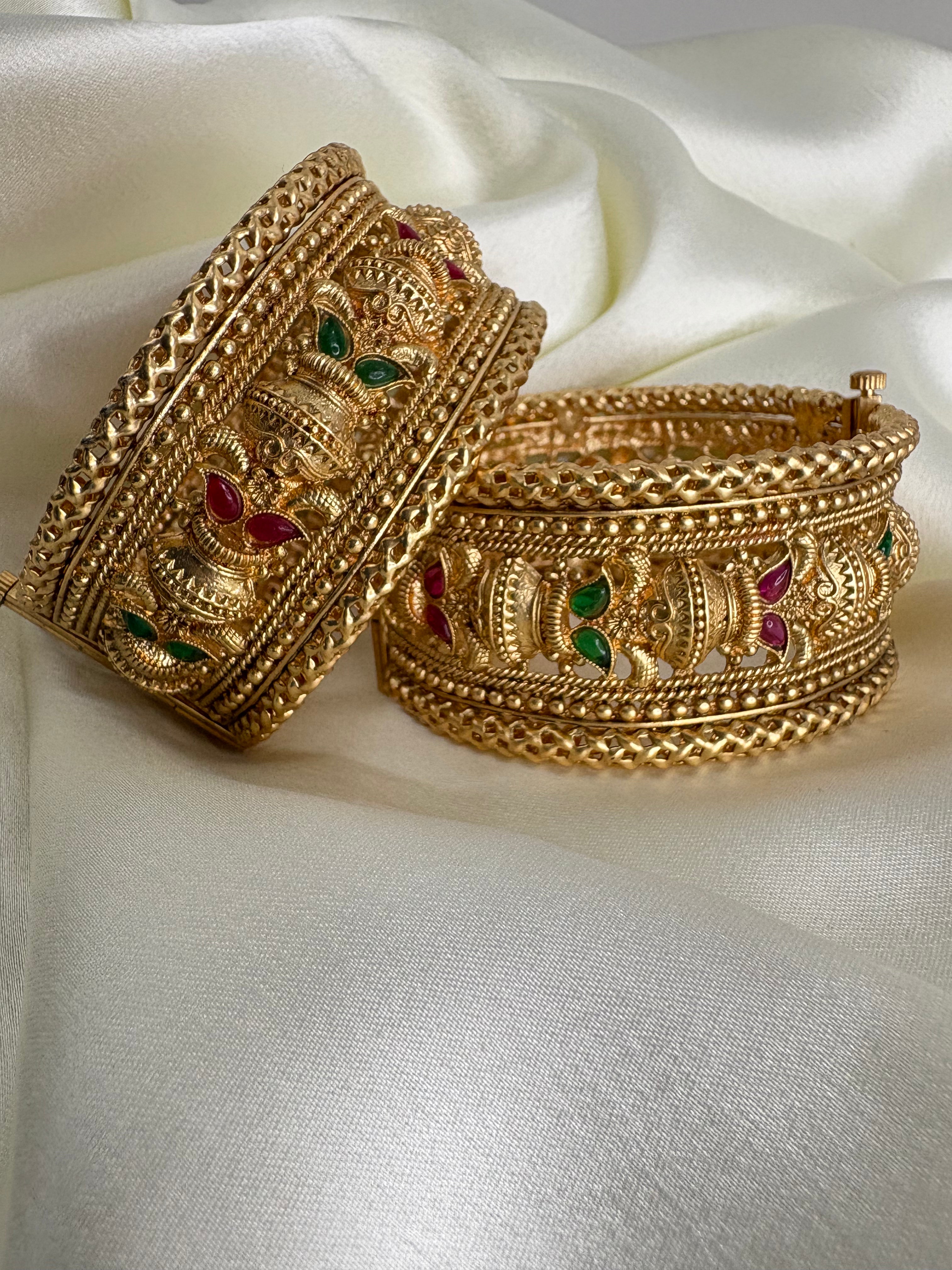 Gold Plated Bangle Set- YJ840003