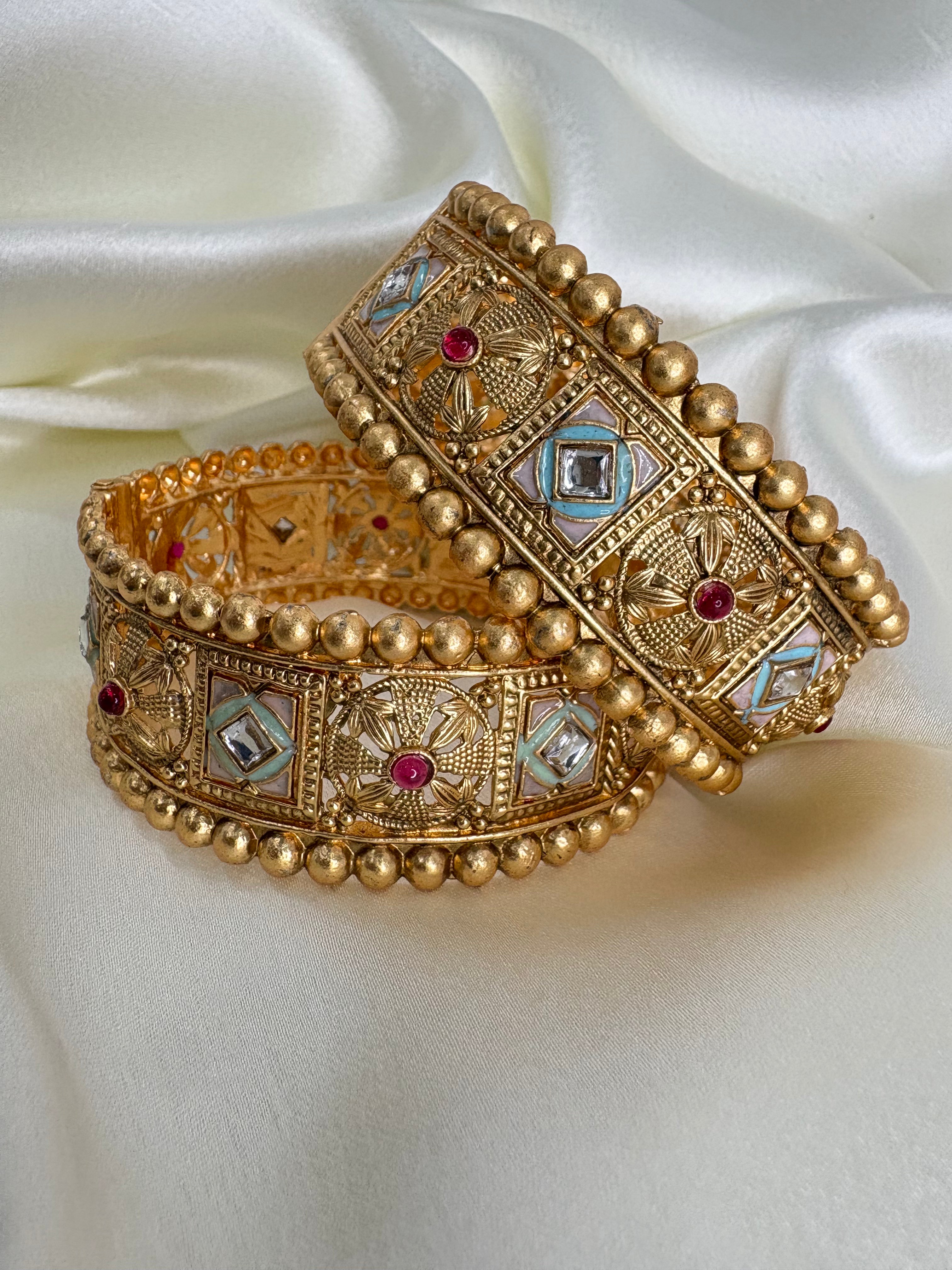 Gold Plated Bangle Set- YJ840004