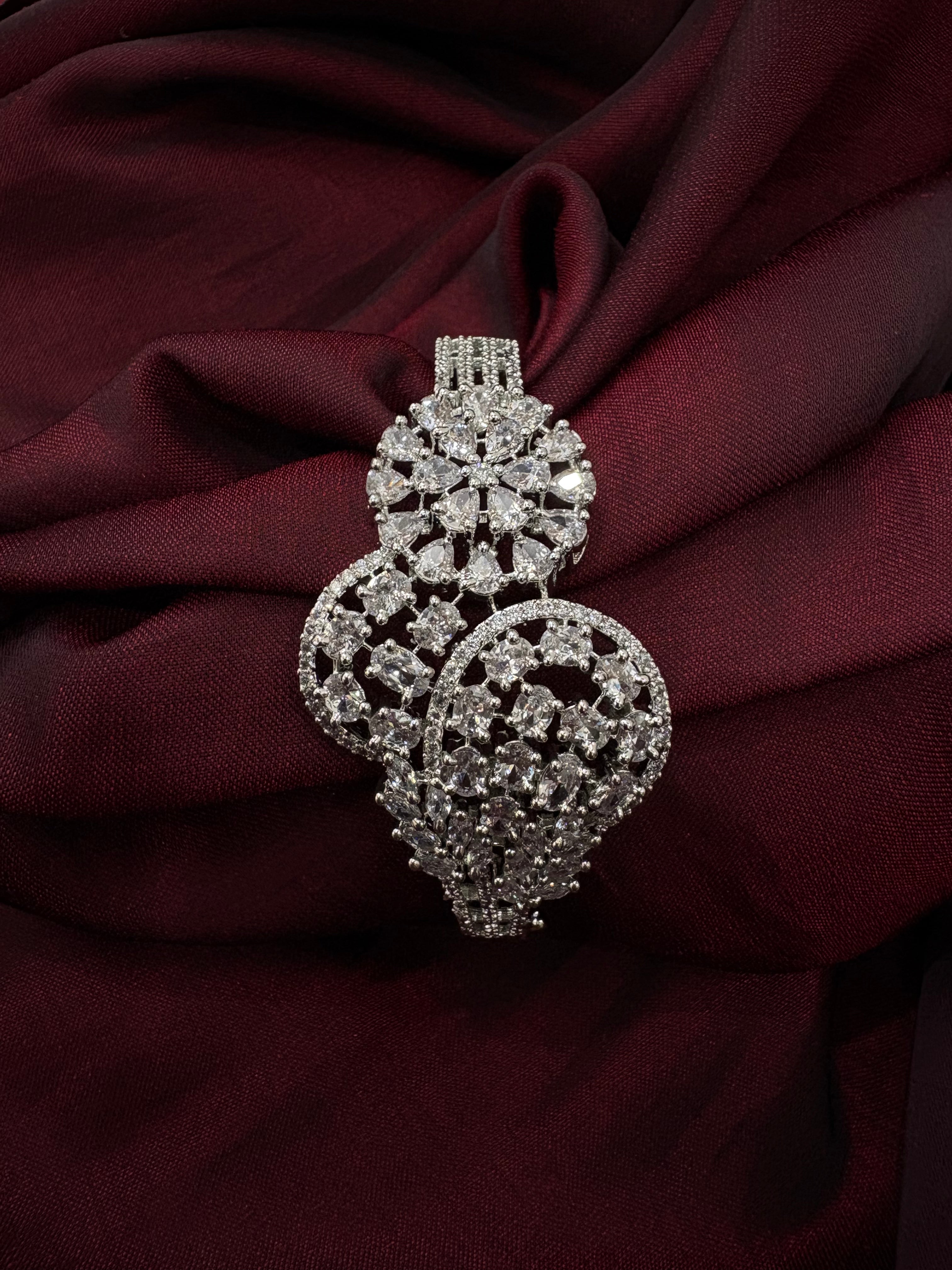 American Diamond Bracelet- YJ140003