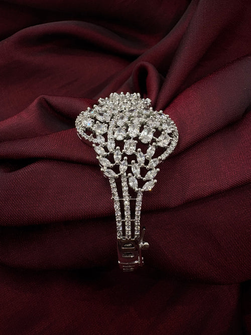 American Diamond Bracelet- YJ140003