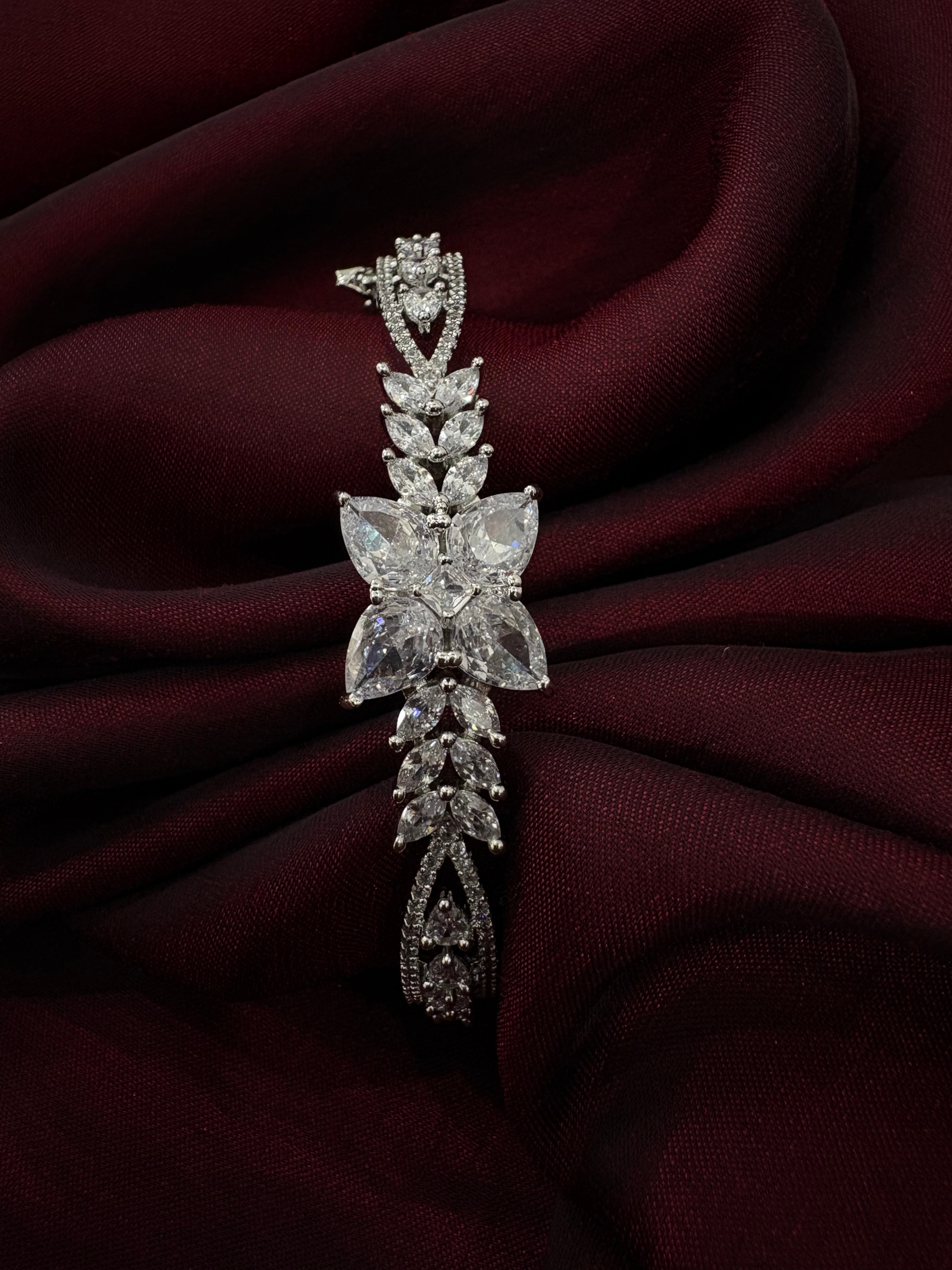 American Diamond Bracelet- YJ140008