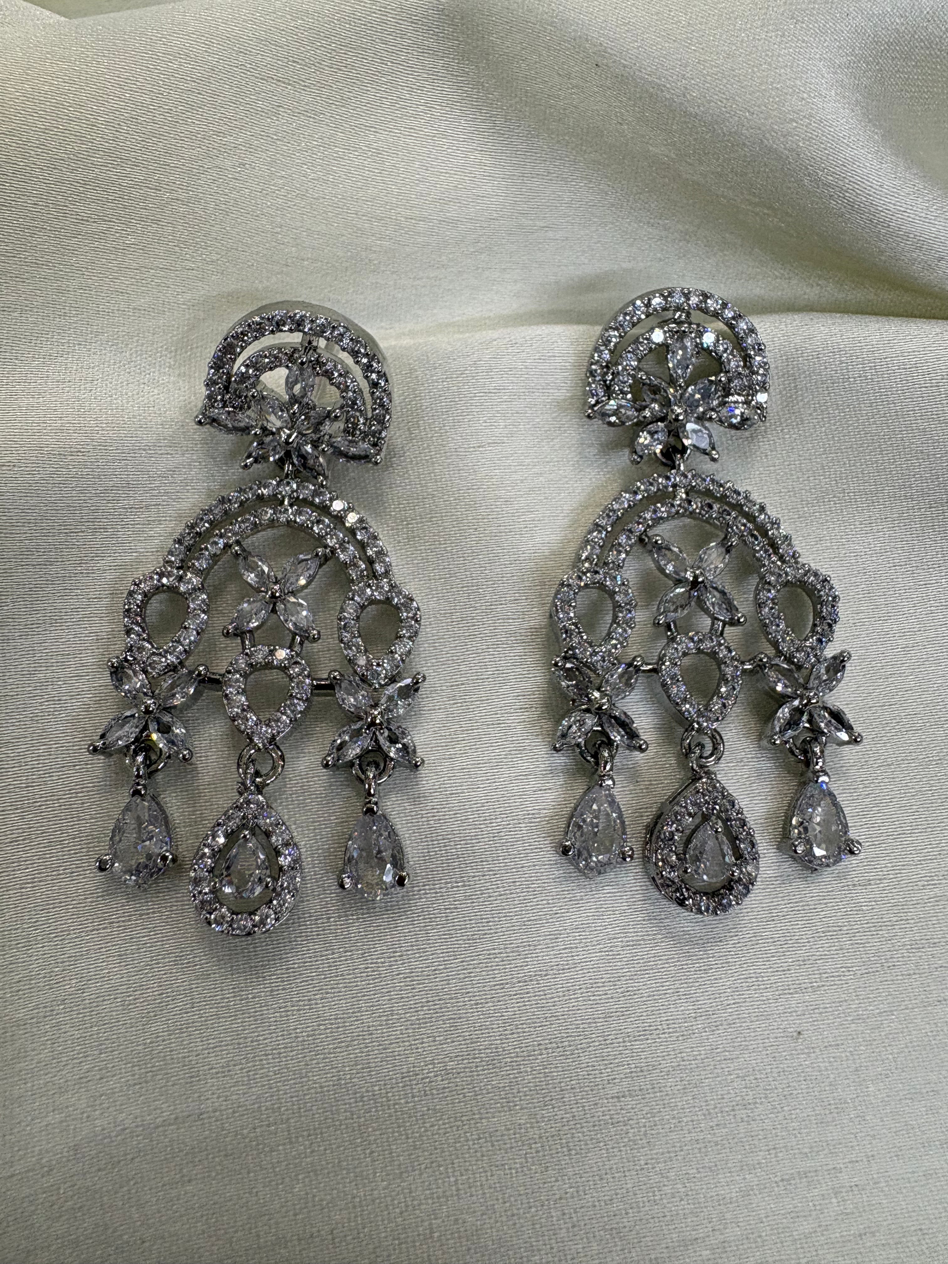 American Diamond Earring- YJ130003