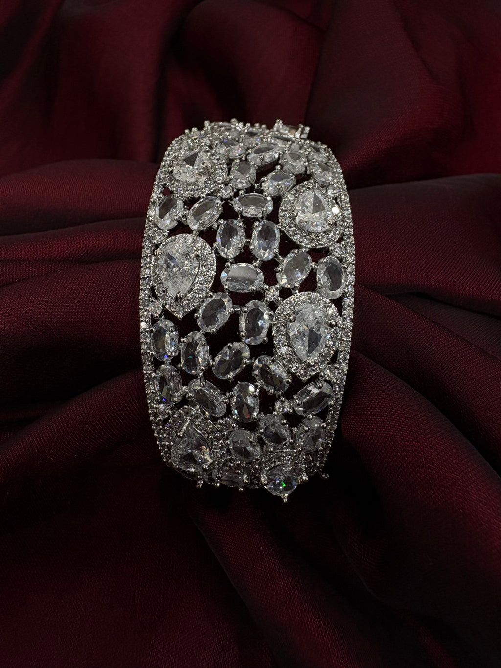 American Diamond Bracelet- YJ140001