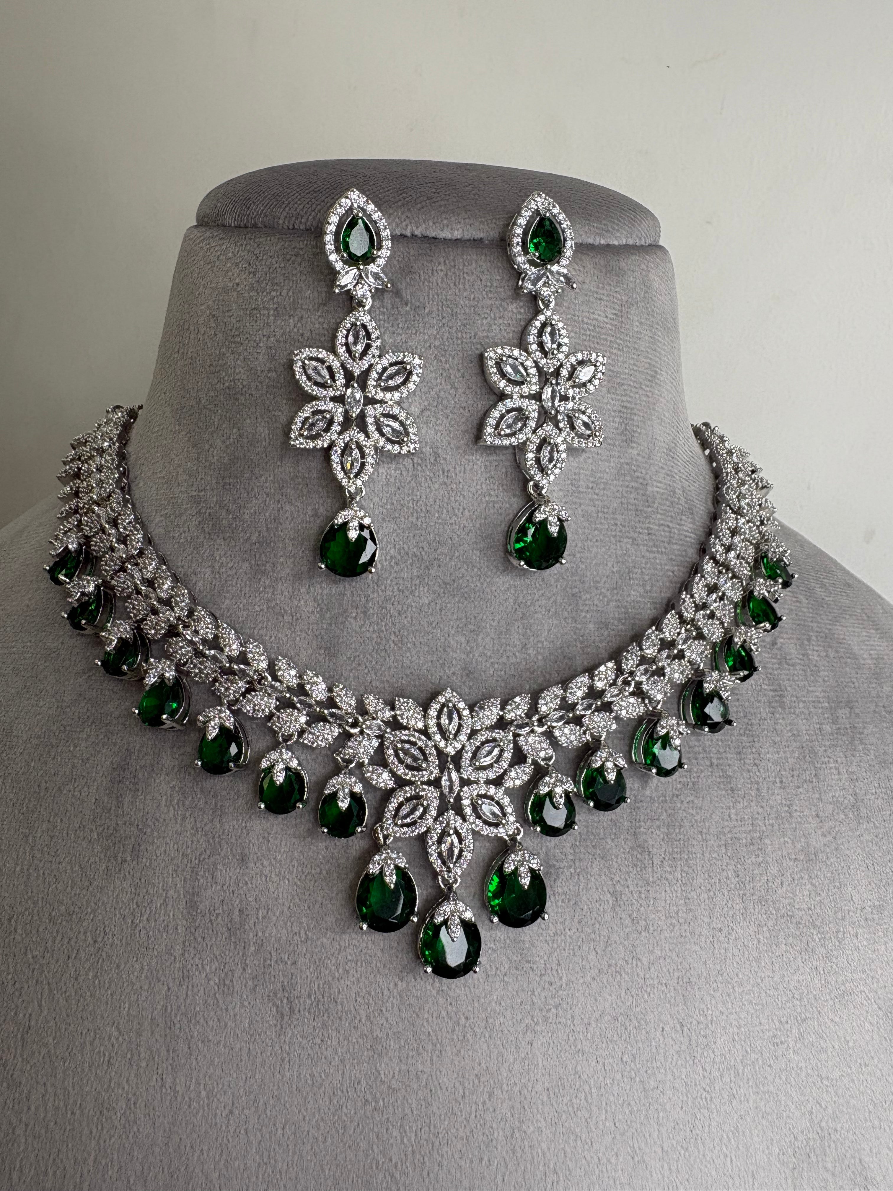 American Diamond Necklace Set- YJ110025