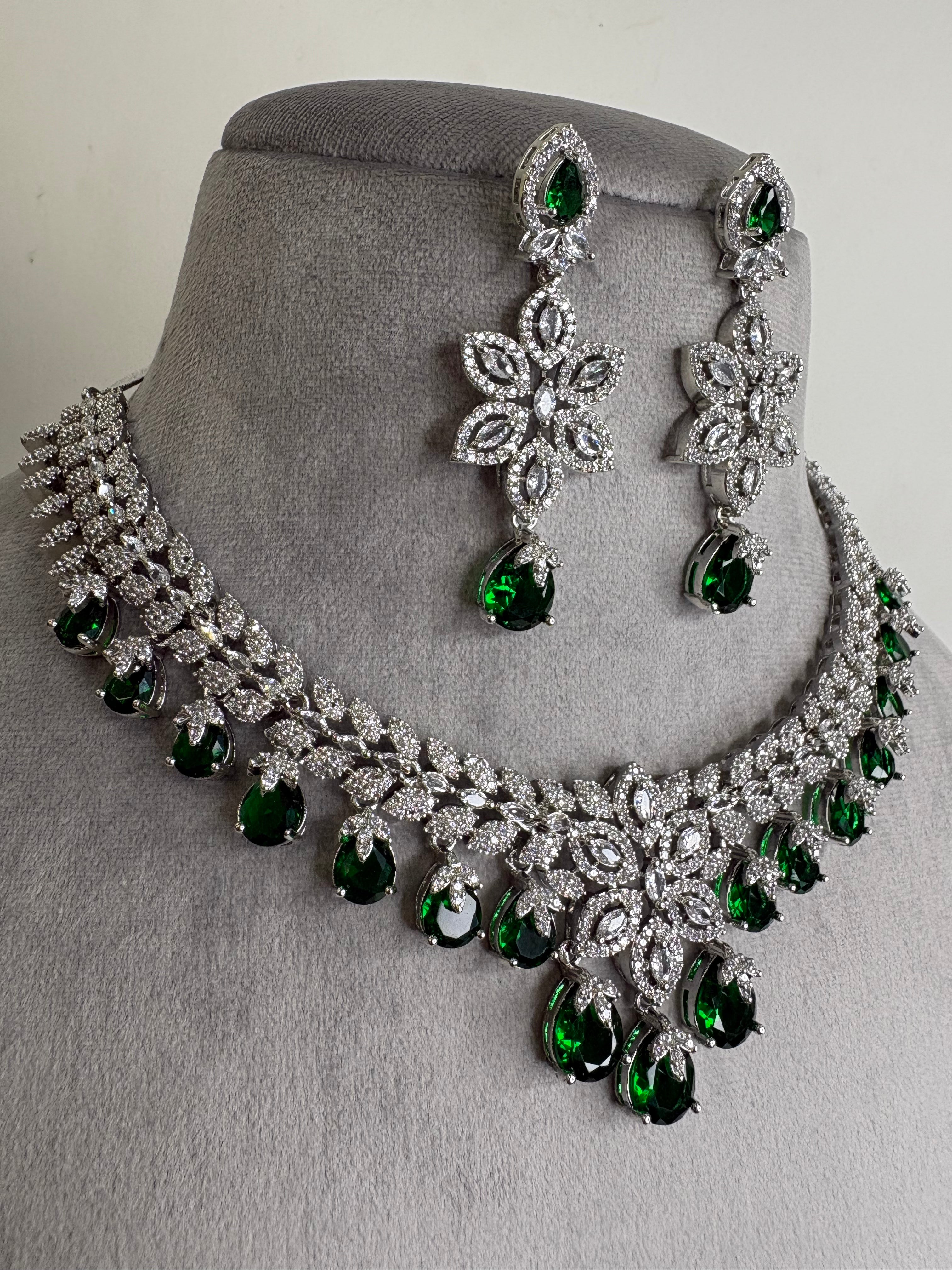 American Diamond Necklace Set- YJ110025