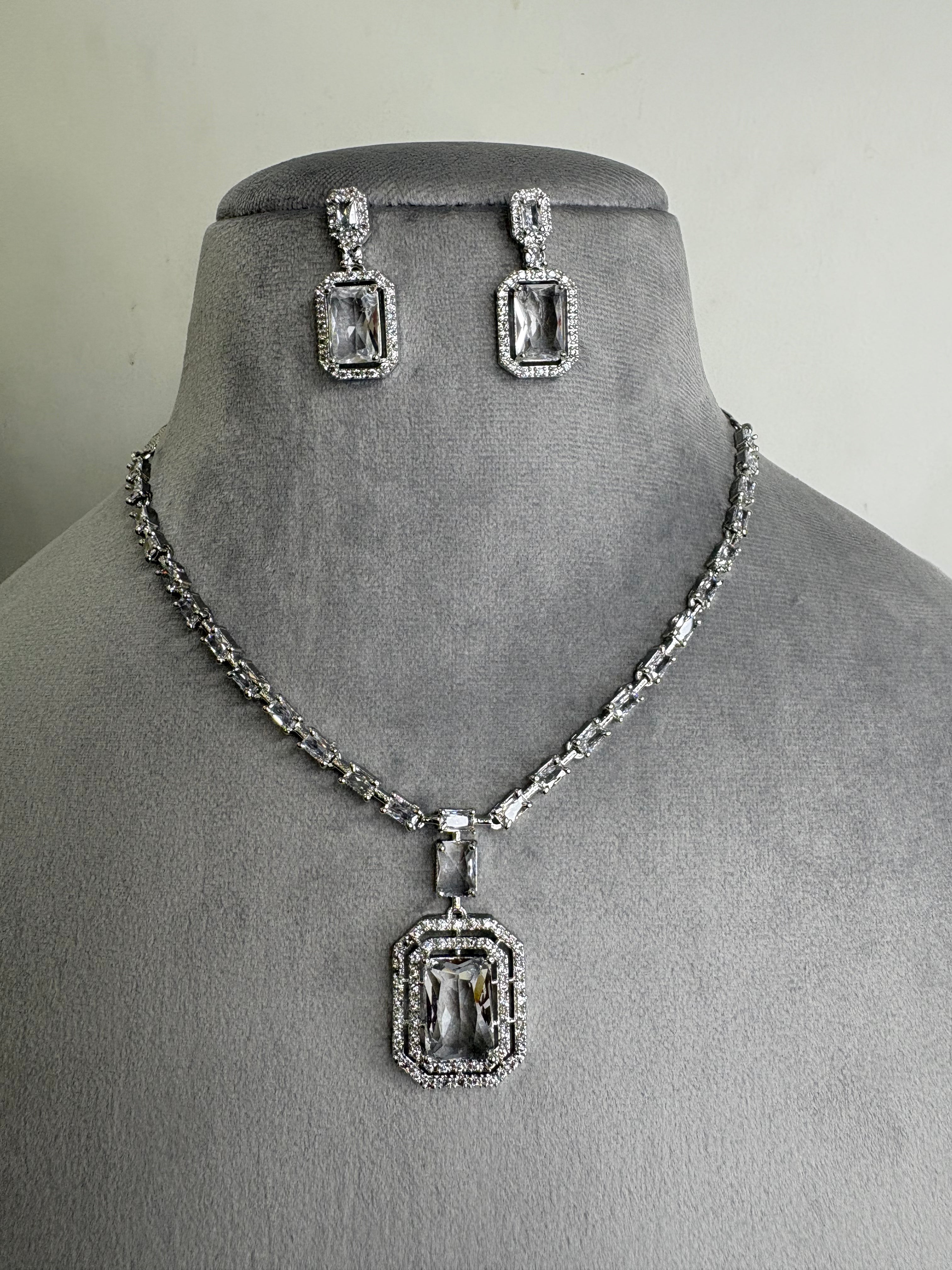 American Diamond Necklace Set- YJ110016