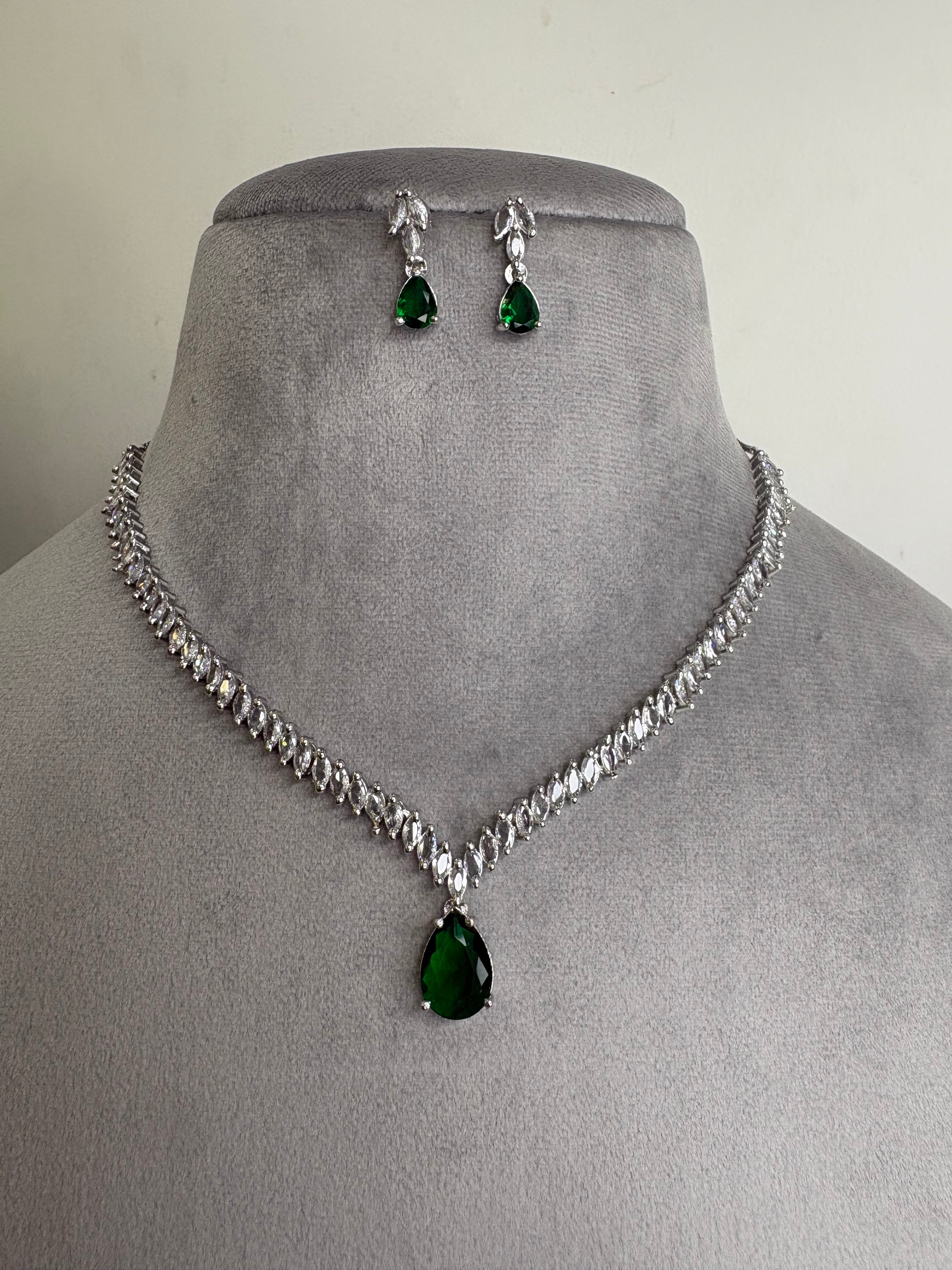 American Diamond Necklace Set- YJ110028