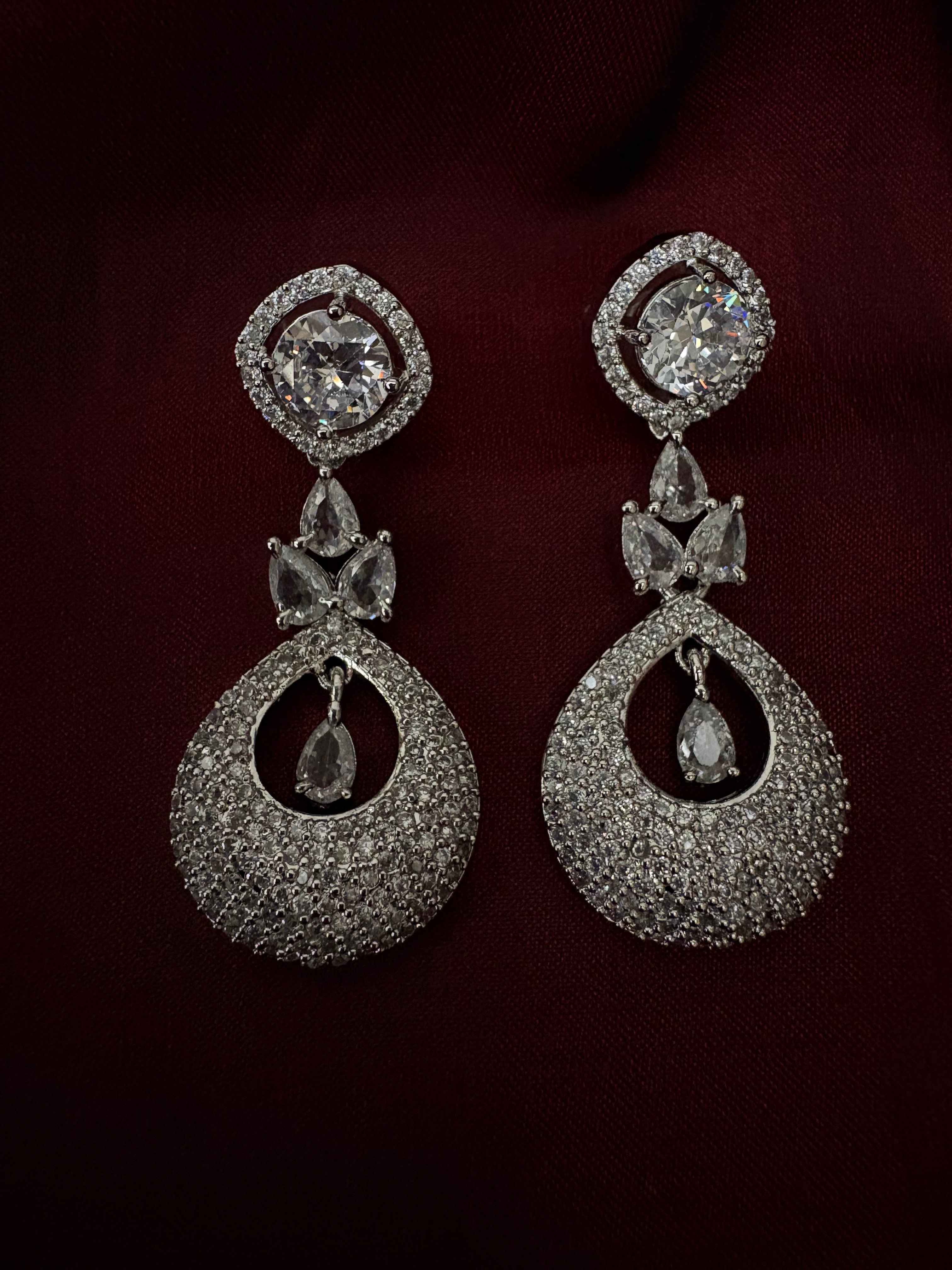 American Diamond Earring- YJ130006