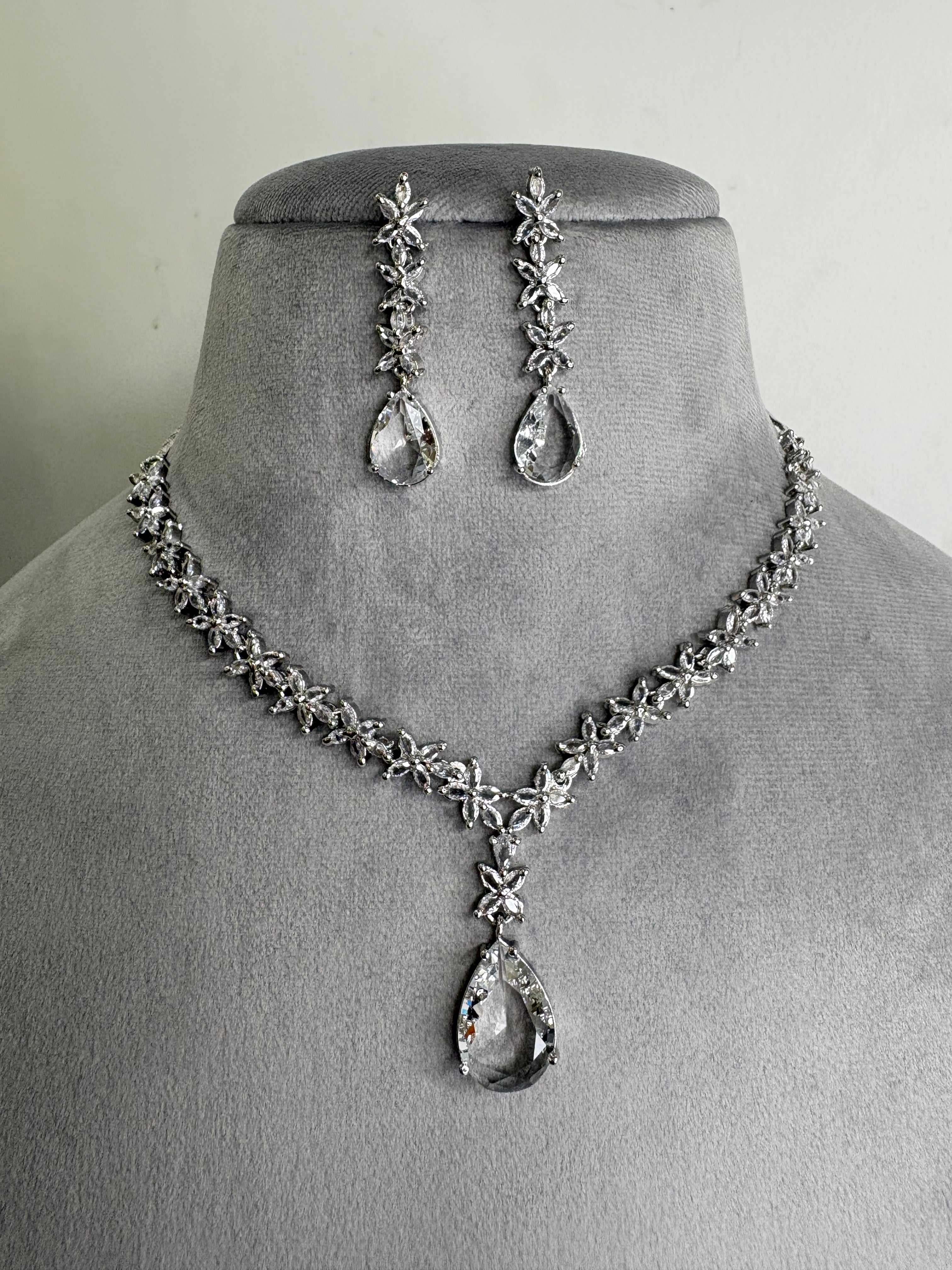 American Diamond Necklace Set- YJ110015