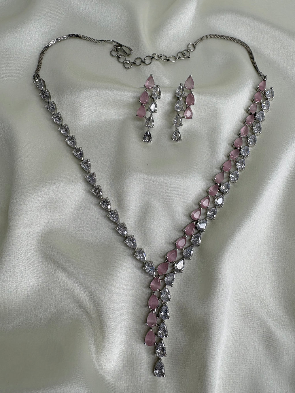 American Diamond Necklace Set- YJ110038